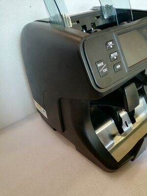 SH-208C-2CIS مخلوط فلزی شمارنده ارزش جیبی تجهیزات بانک مالی با دستگاه شناسایی پول برای مدیریت پول نقد NT808251100550001